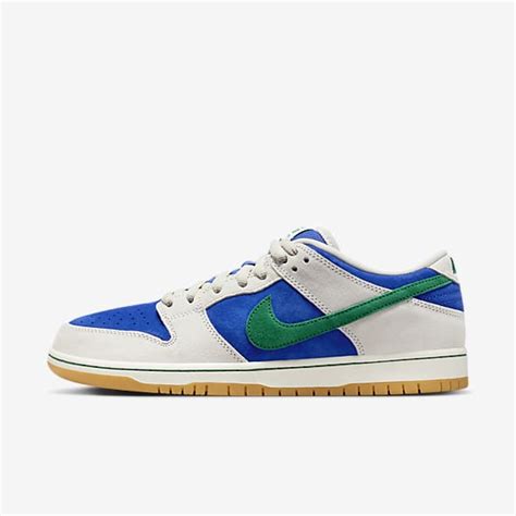 Nike SB Dunk. Skateboardschuhe. Nike DE